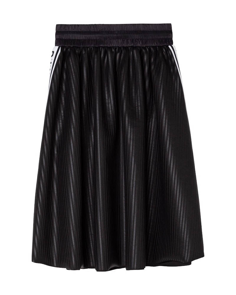 DKNY