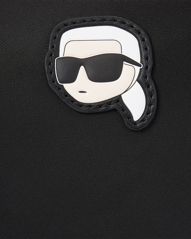 KARLLAGERFELD