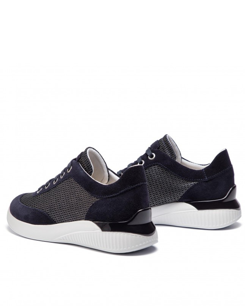 GEOX