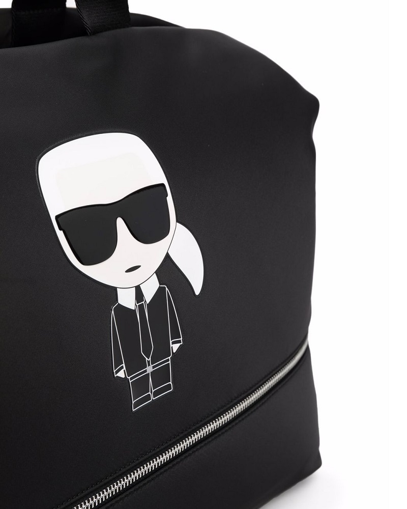 KARLLAGERFELD