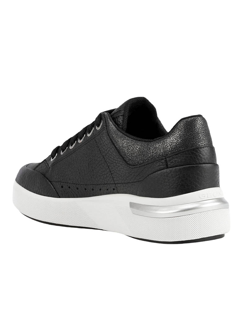 GEOX