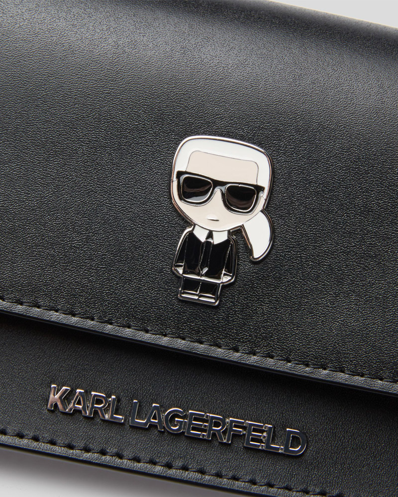 KARLLAGERFELD