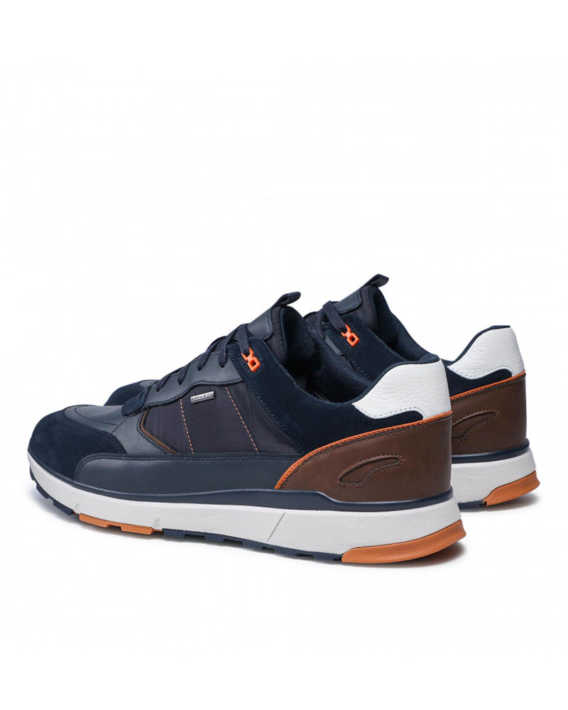 GEOX
