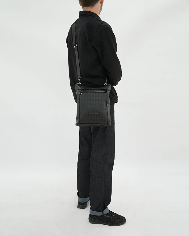 KARLLAGERFELD