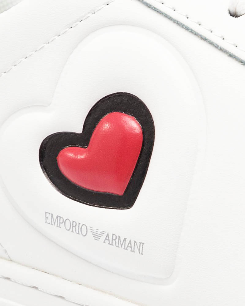 EMPORIOARMANI