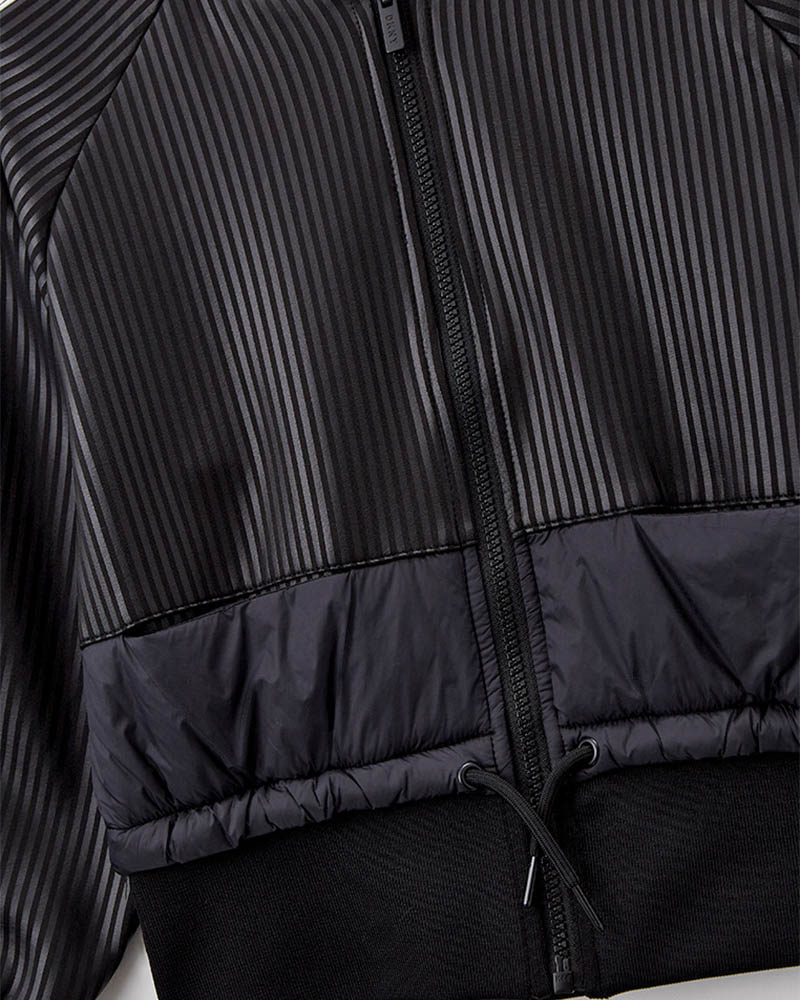 DKNY