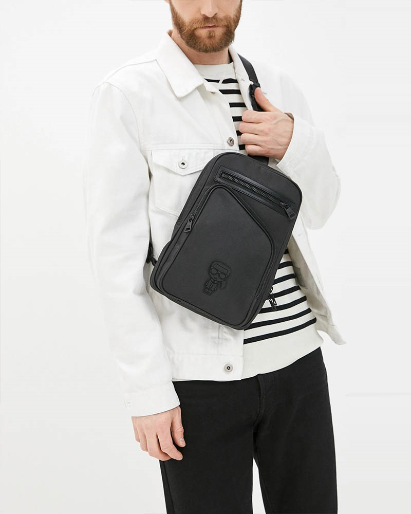KARLLAGERFELD