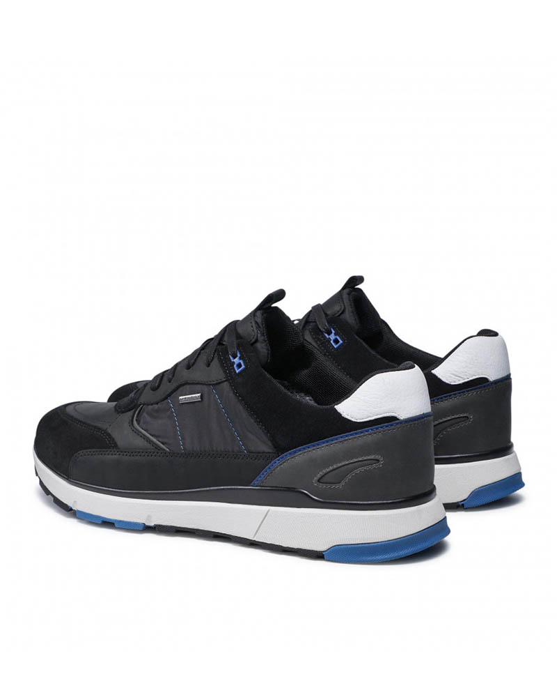 GEOX