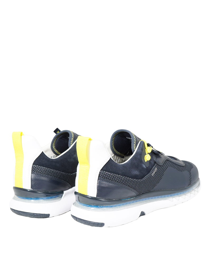 GEOX