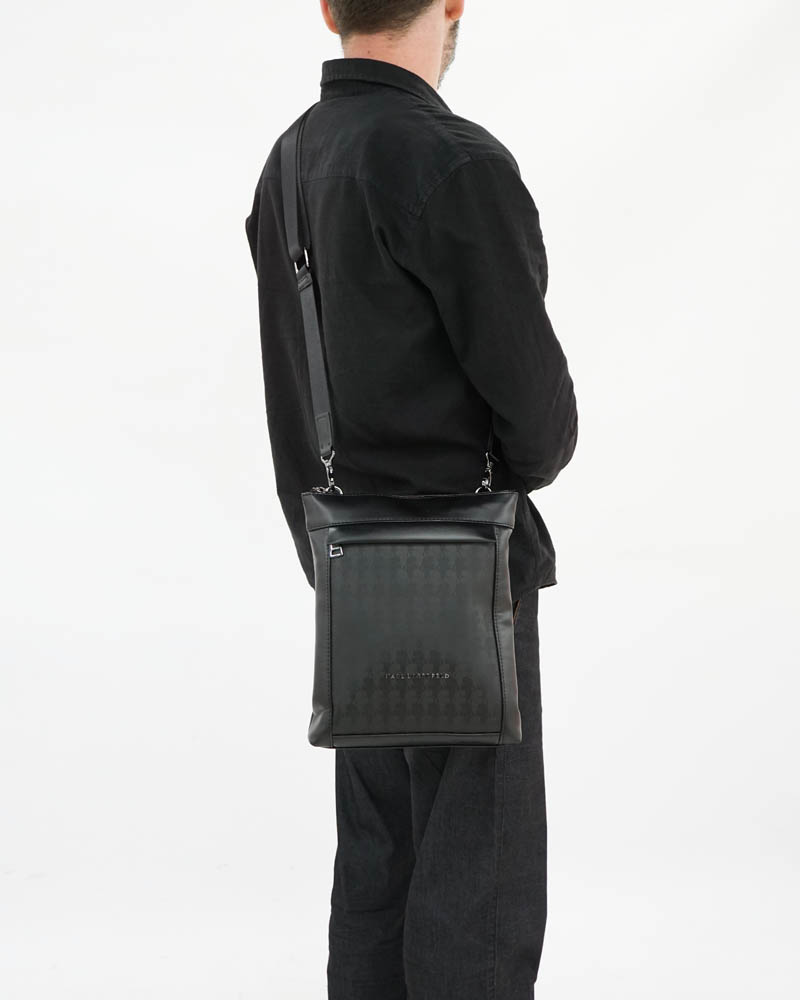 KARLLAGERFELD