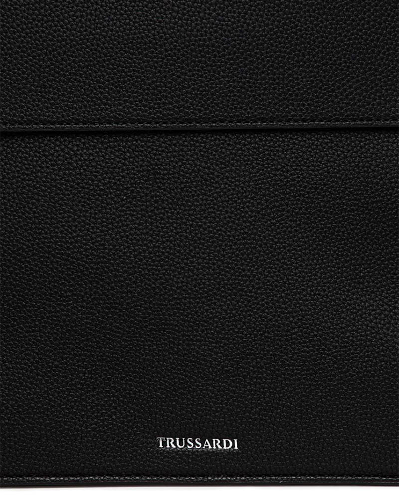 TRUSSARDI
