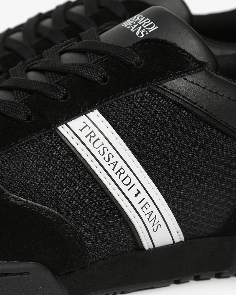 TRUSSARDI