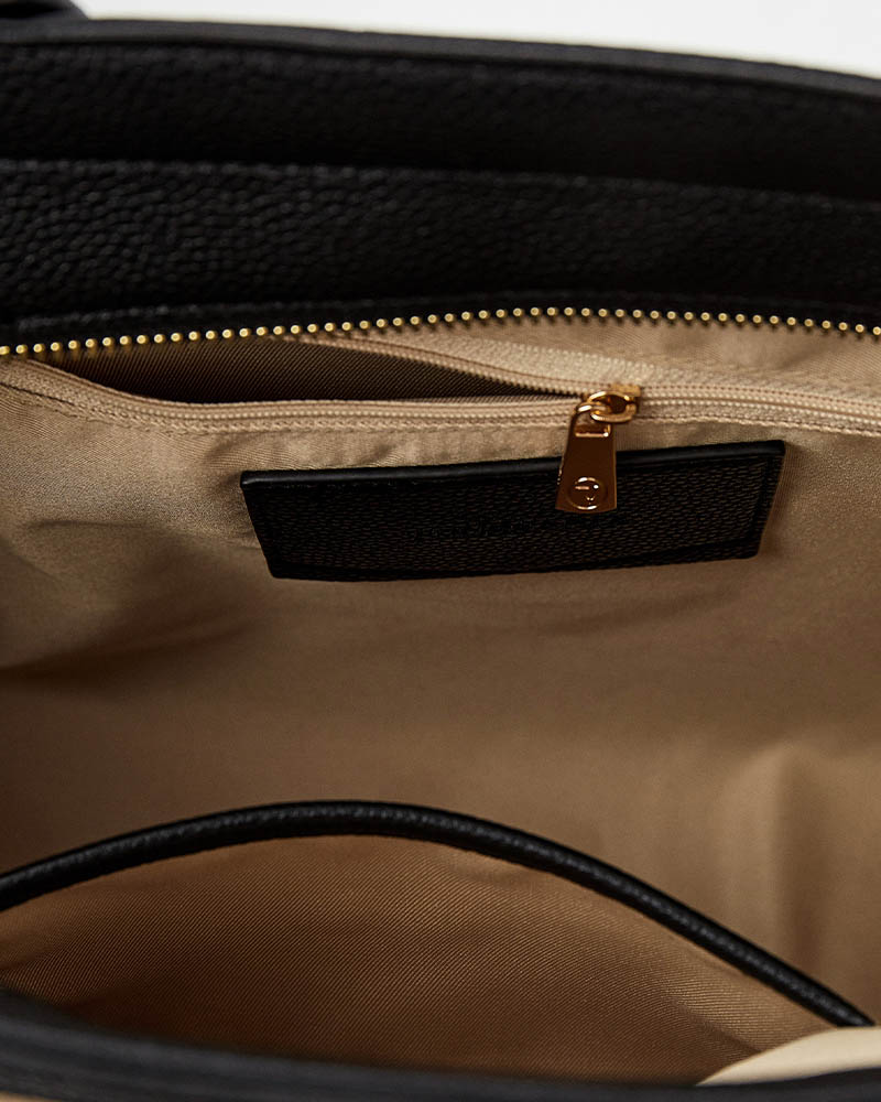 TRUSSARDI