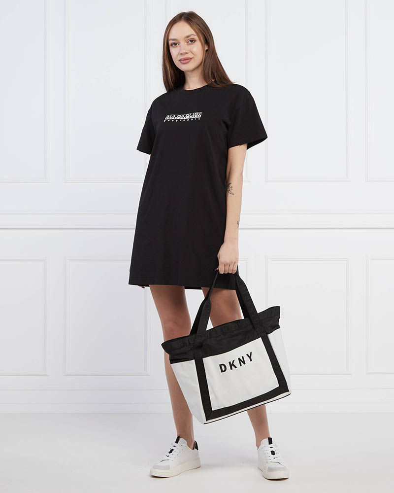 DKNY