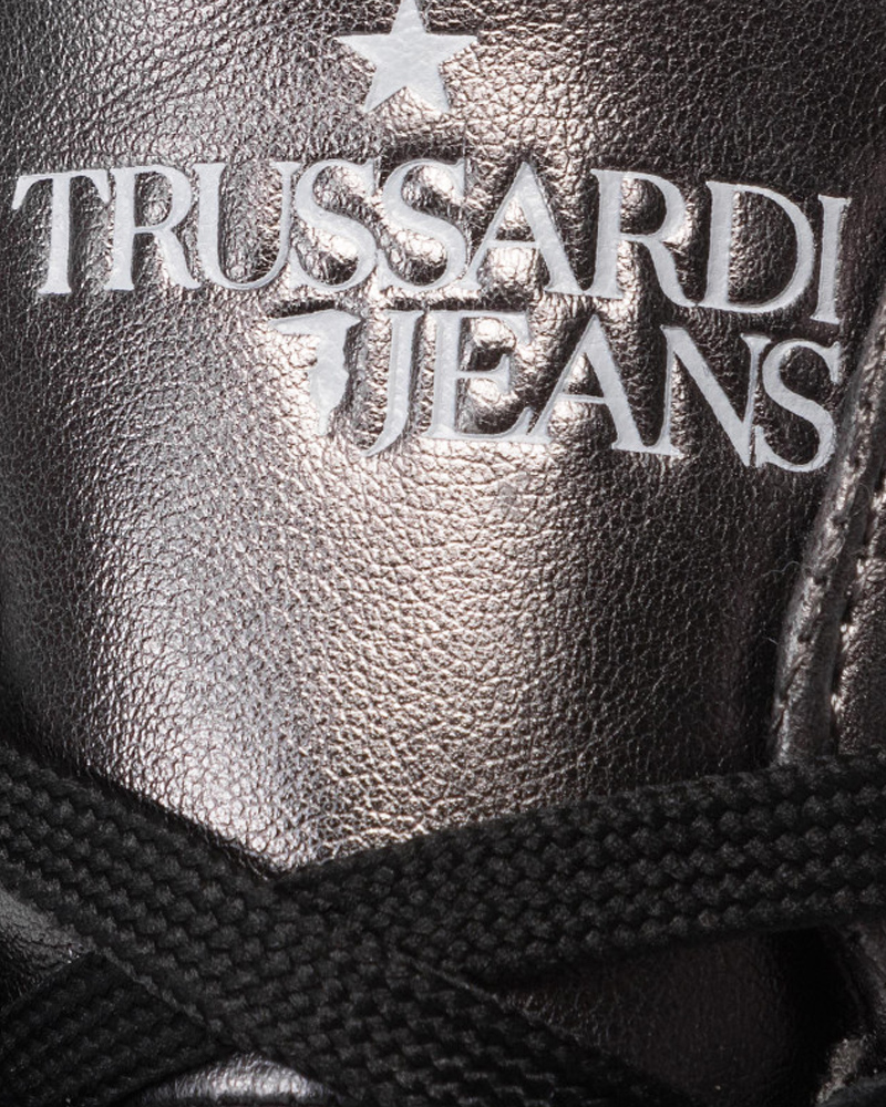 TRUSSARDI