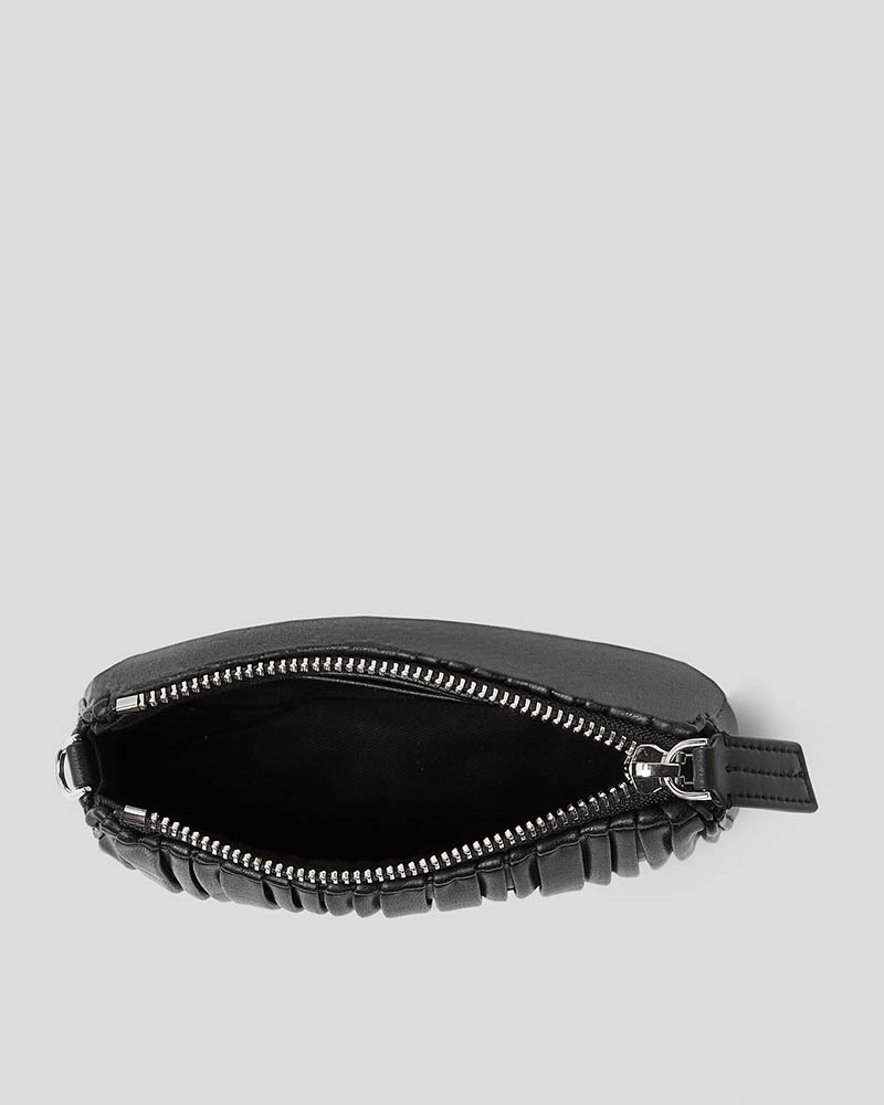 KARLLAGERFELD