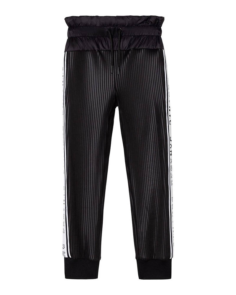 DKNY