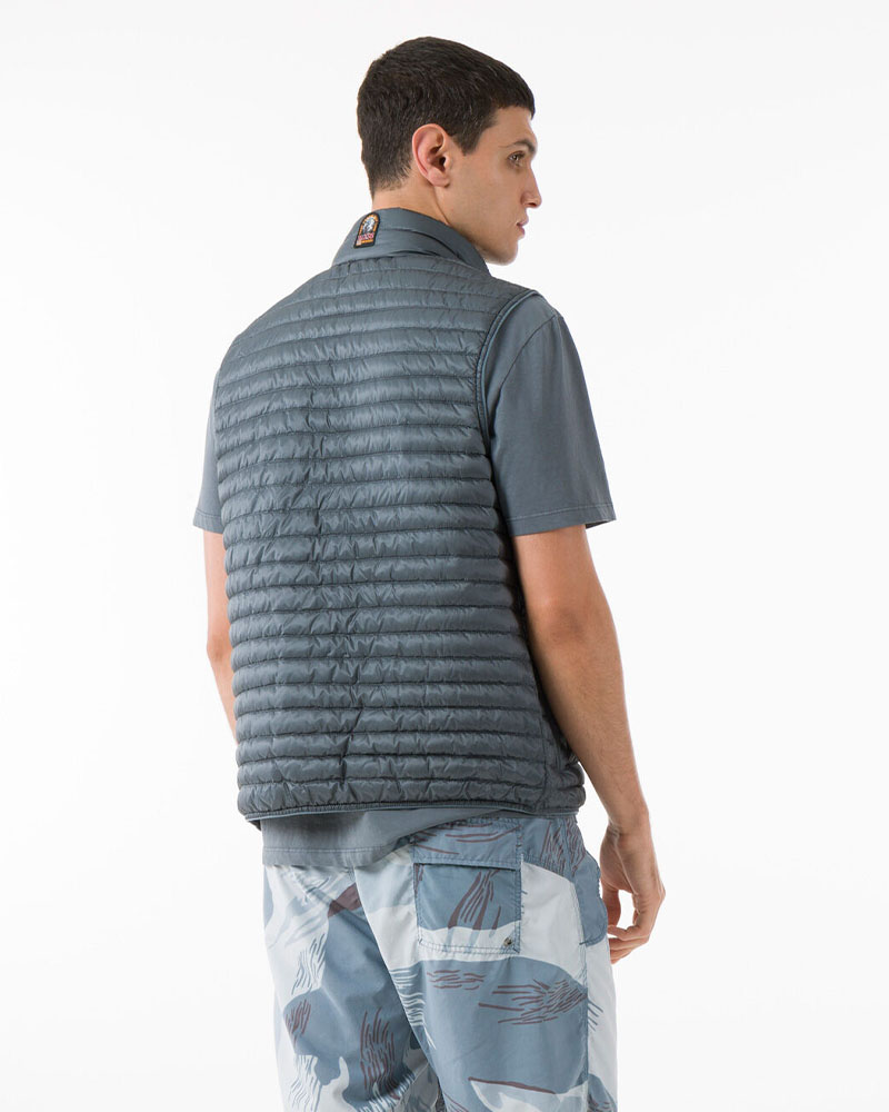 PARAJUMPERS